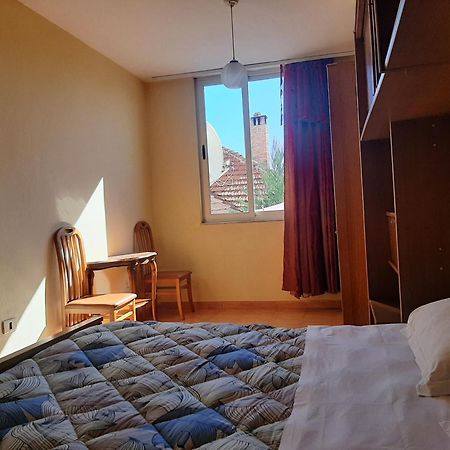 Enki'S Guesthouse Tirana Kültér fotó