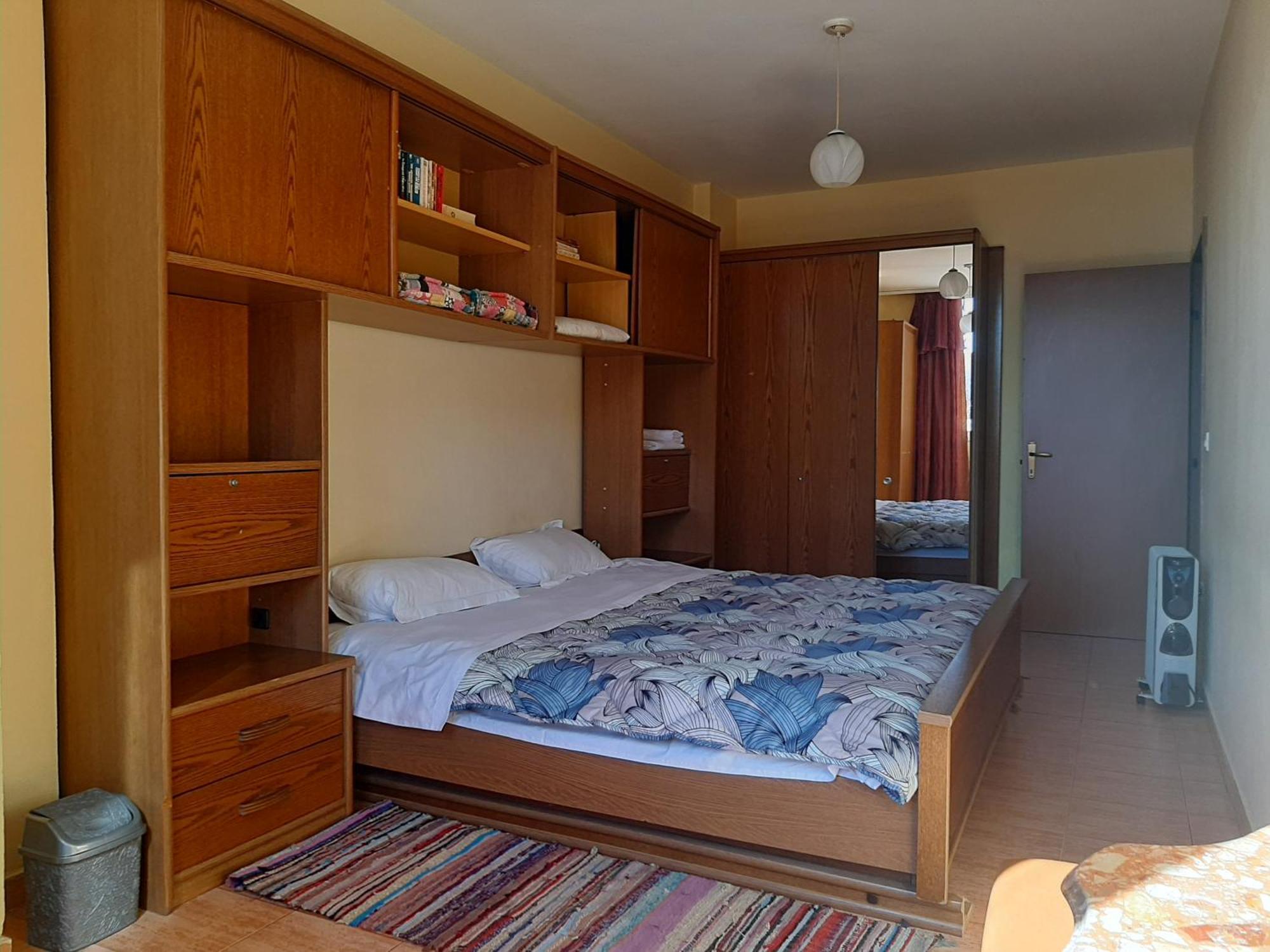 Enki'S Guesthouse Tirana Kültér fotó
